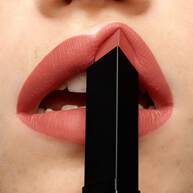 Yves Saint Laurent Rouge Pur Couture The Slim Velvet Radical barra de labios